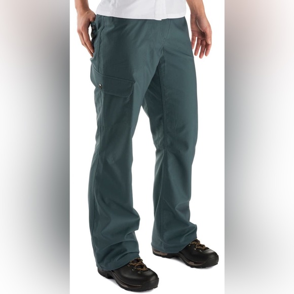 Brand new MEC Terrena cargo pants - Picture 5 of 13